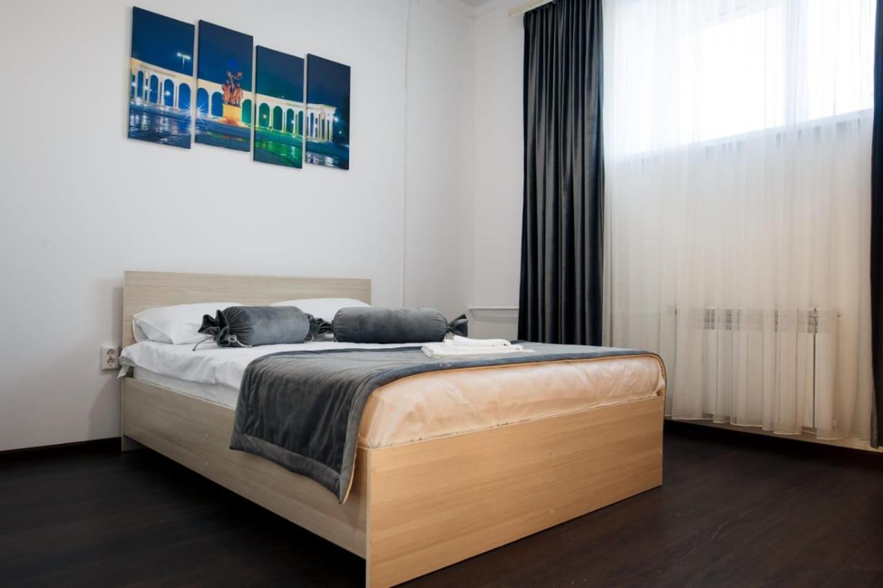 Altyn Orda Hotel Petropavlovsk Exterior photo